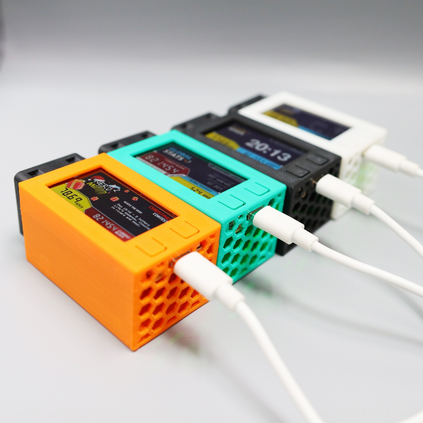 BTC Lotterie NerdMiner V2.0 S3 Bitcoin Nerd Miner T-Display S3 56KH/S Nerd Miner BTC Lotterie Miner